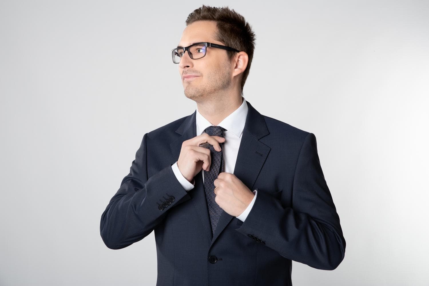 Niklas C. Elser - Notarfachwirt